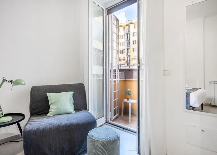 Daire White Flat San Lorenzo *